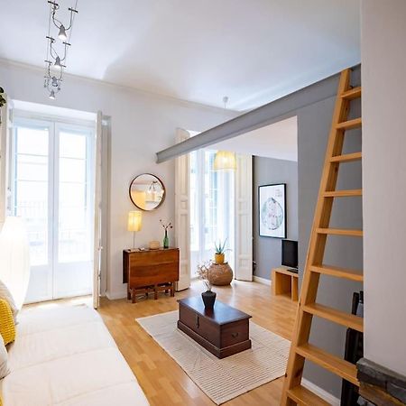 Beautiful Apartment In Malasana For 3 Pax - Ferrer Madrid Luaran gambar