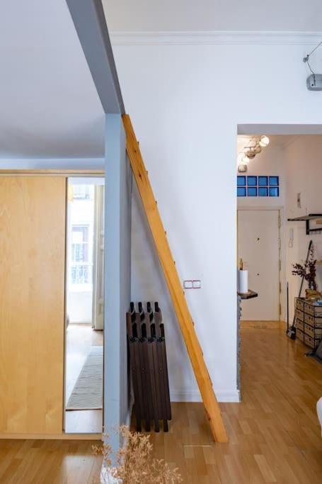 Beautiful Apartment In Malasana For 3 Pax - Ferrer Madrid Luaran gambar